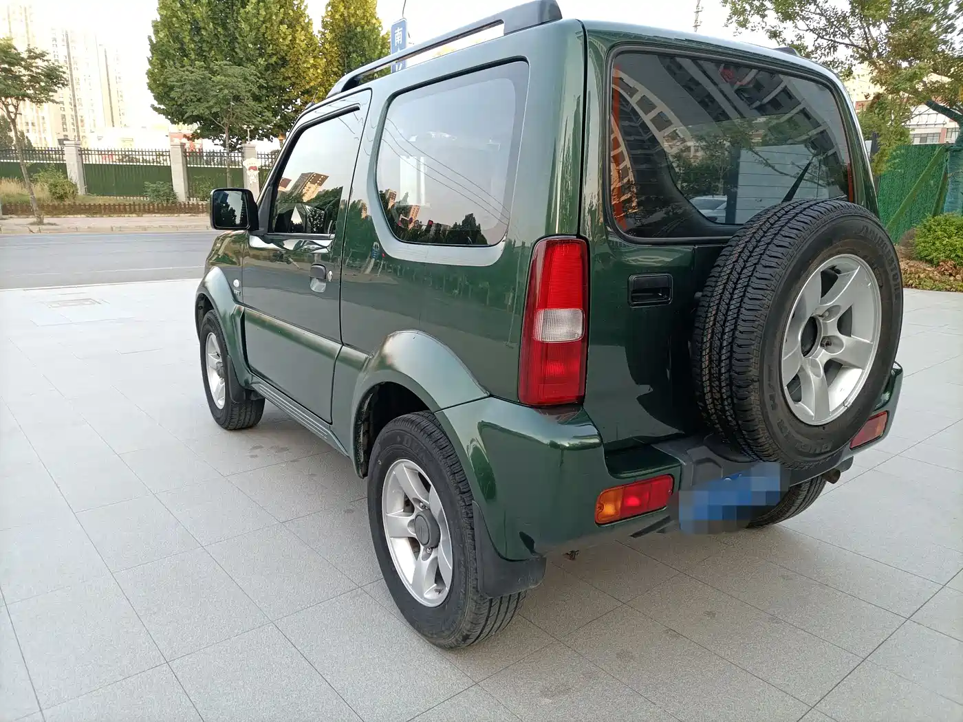 Photo 5 - Suzuki Jimny (Import)