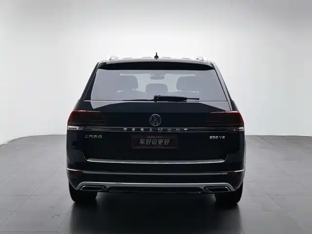 Volkswagen Teramont 2017 530 V6 4WD Luxury Edition — фото 4