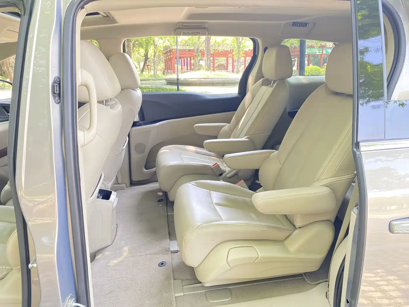 Buick GL8 2018 28T Luxury Model China VI фото 6