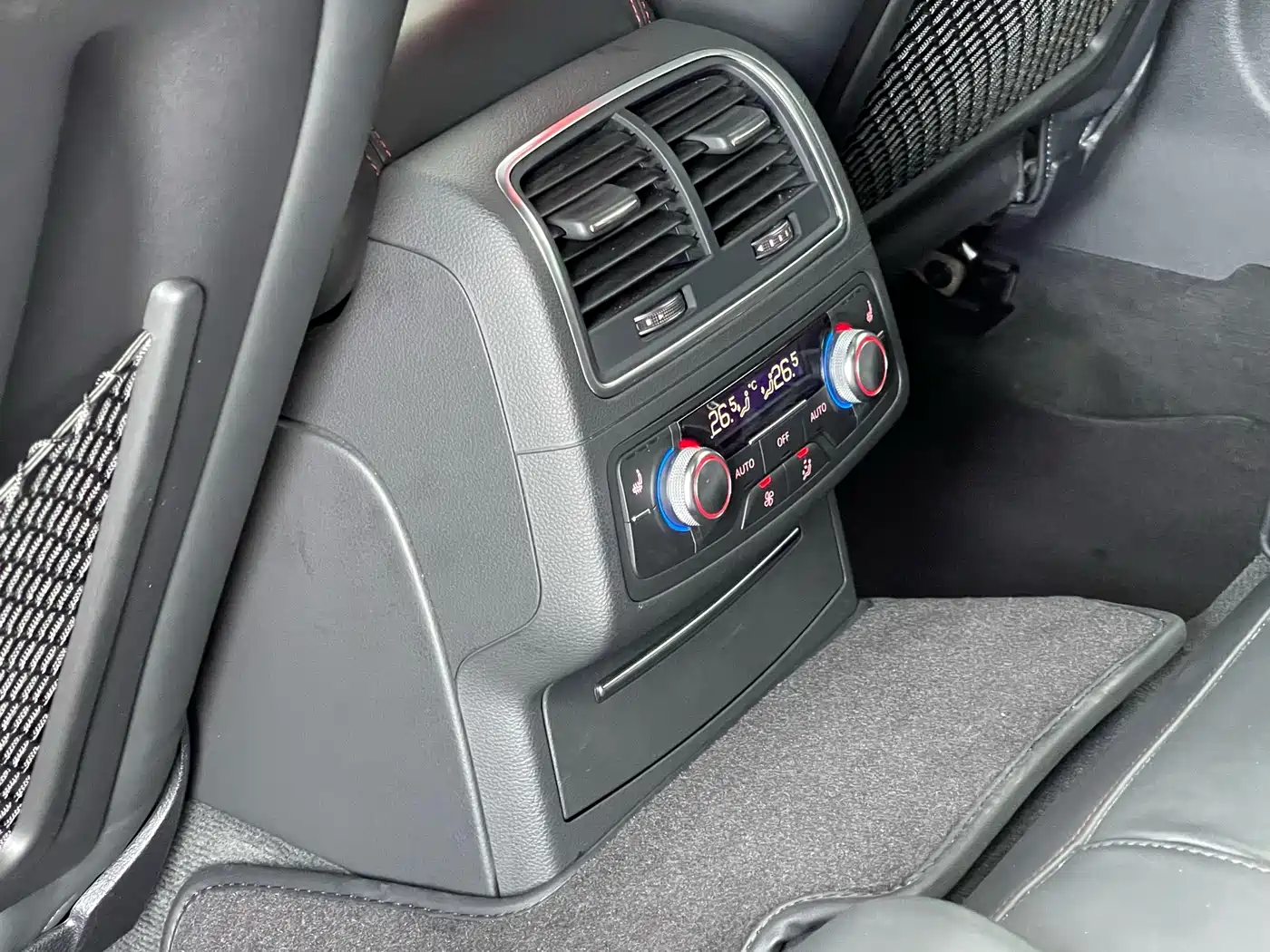 Audi RS 6 2016 RS 6 4.0T Avant фото 20