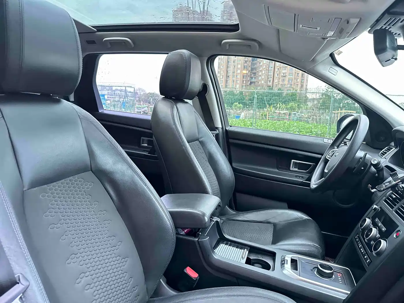 Land Rover Discovery Sport 2017 2.0T PURE фото 15
