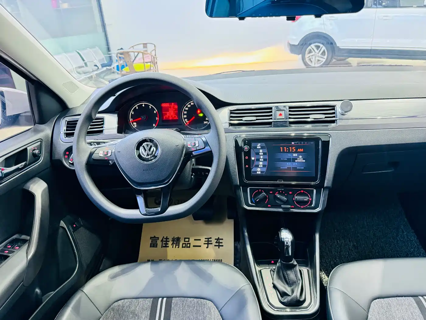 Volkswagen Santana 2021 1.5L Automatic Comfort Edition фото 11