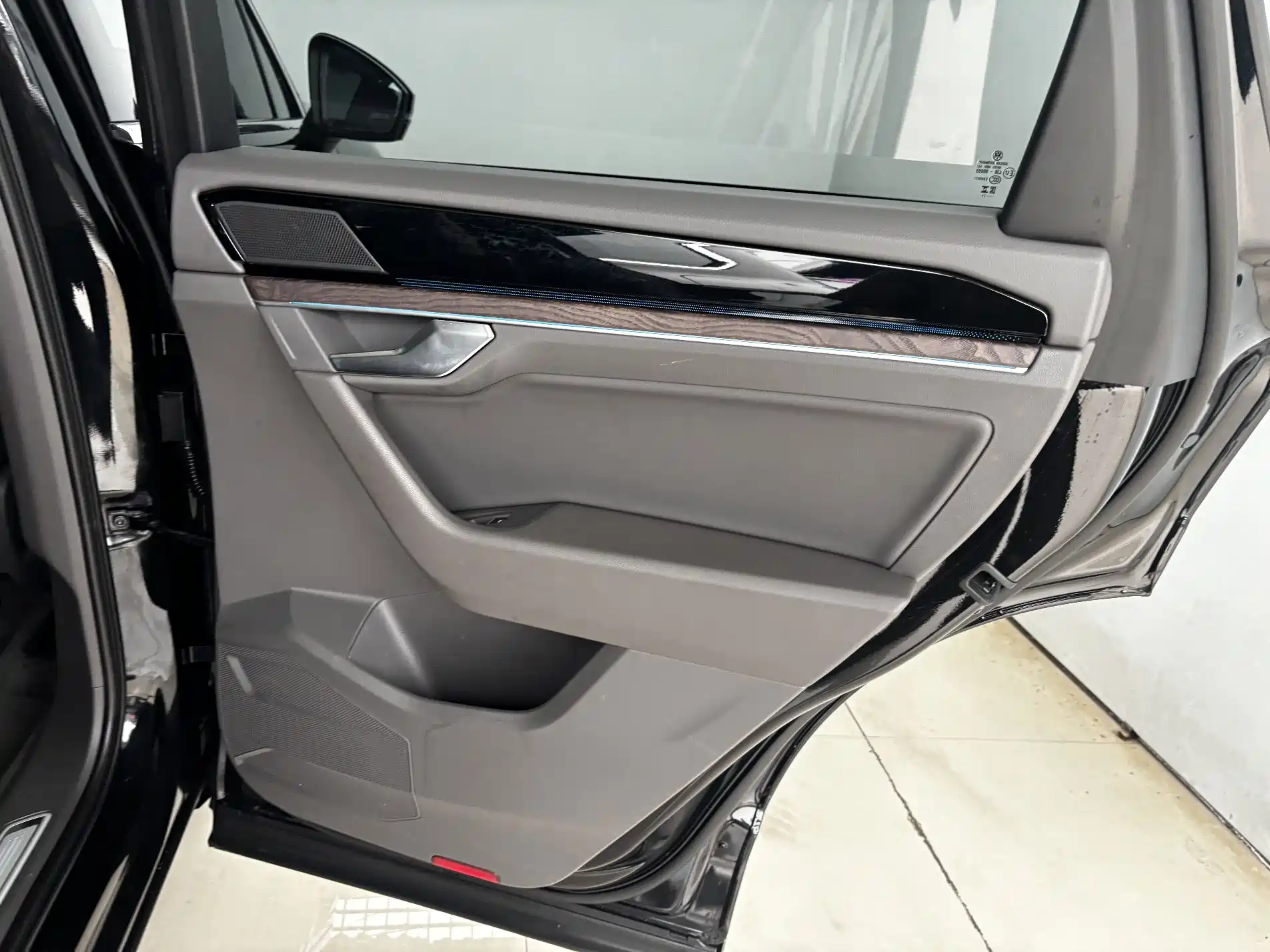 Фото 23 - Volkswagen Touareg