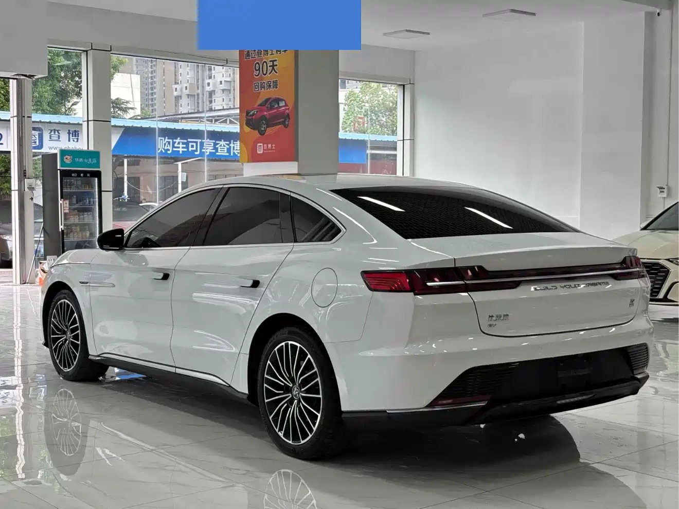 BYD Han 2020 EV Extended Range Luxury фото 11