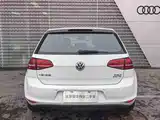 Фото 6 - Volkswagen Golf