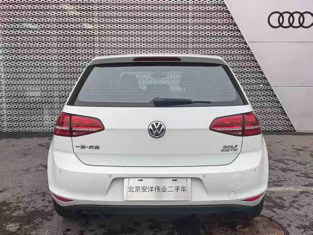 Фото 6 - Volkswagen Golf