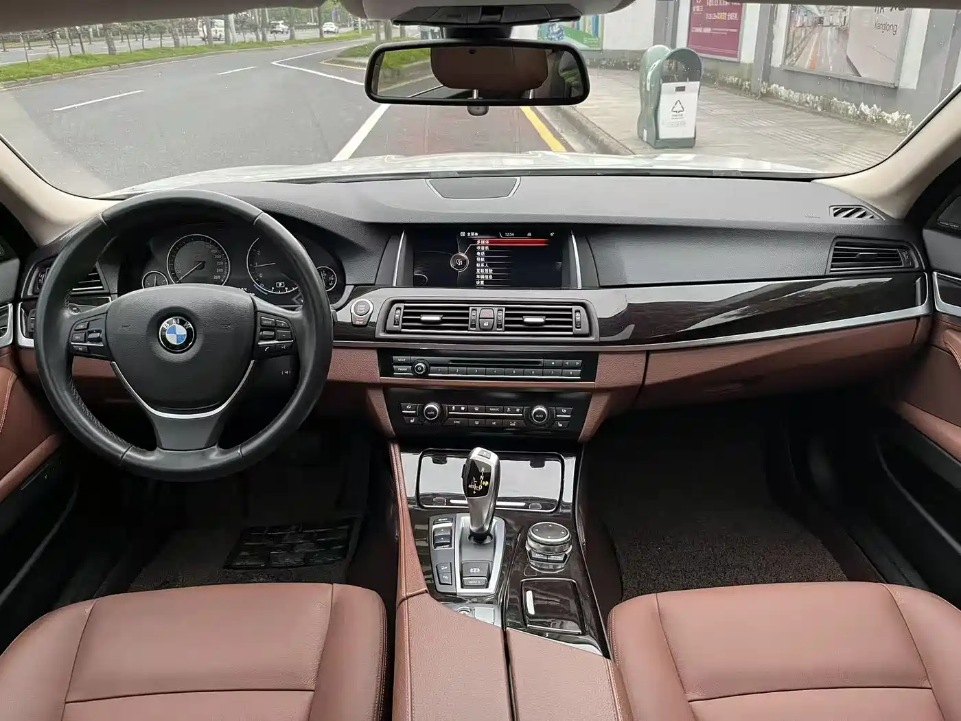 BMW 5 Series 2014 528Li xDrive Premium фото 11