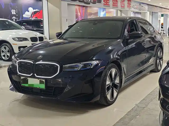 BMW i3 2024 eDrive 35 L