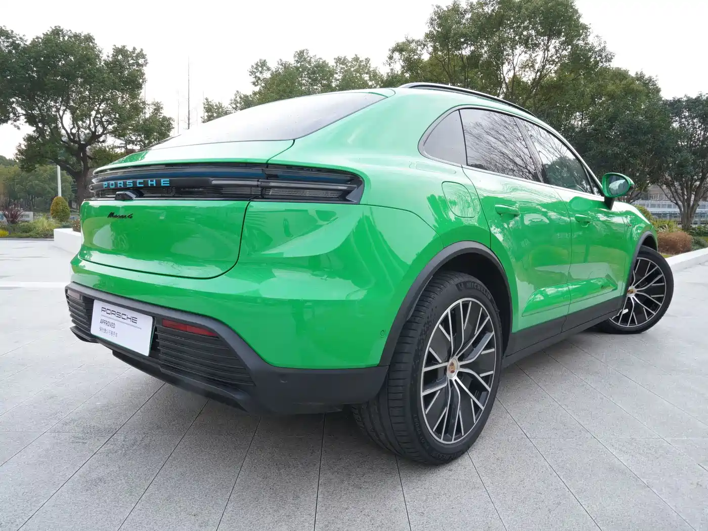 PORSCHE MACAN NEW ENERGY