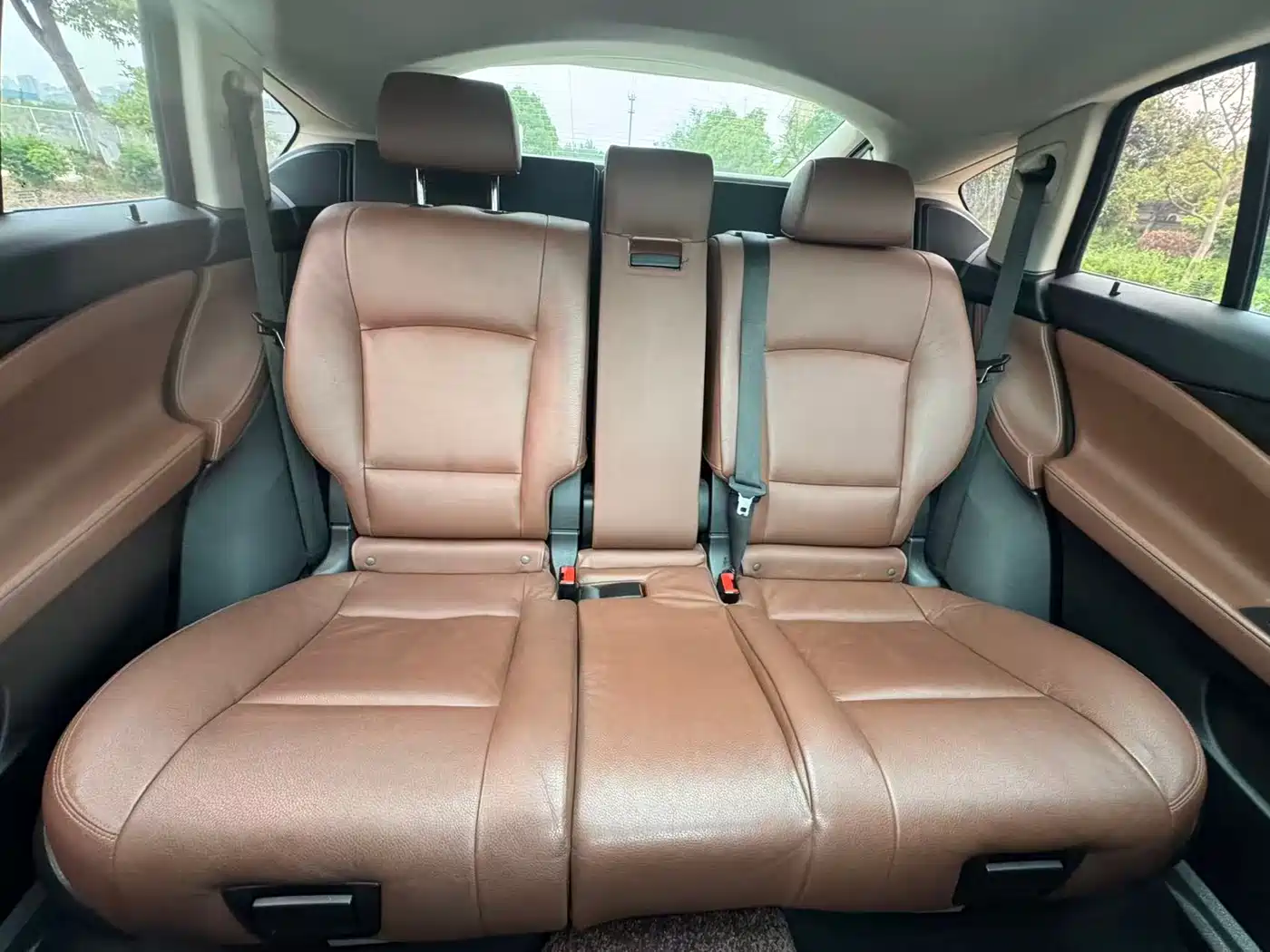 BMW 5 Series GT 2015 528i Luxury фото 18