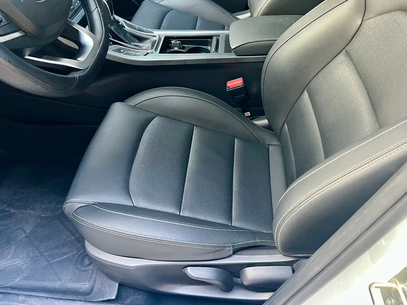 GEELY AUTOMOBILE EMGRAND