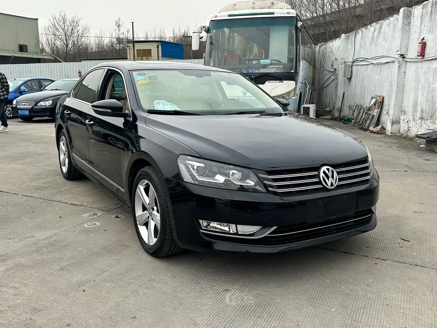 Volkswagen Passat 2011 1.8TSI DSG Royal Edition фото 3