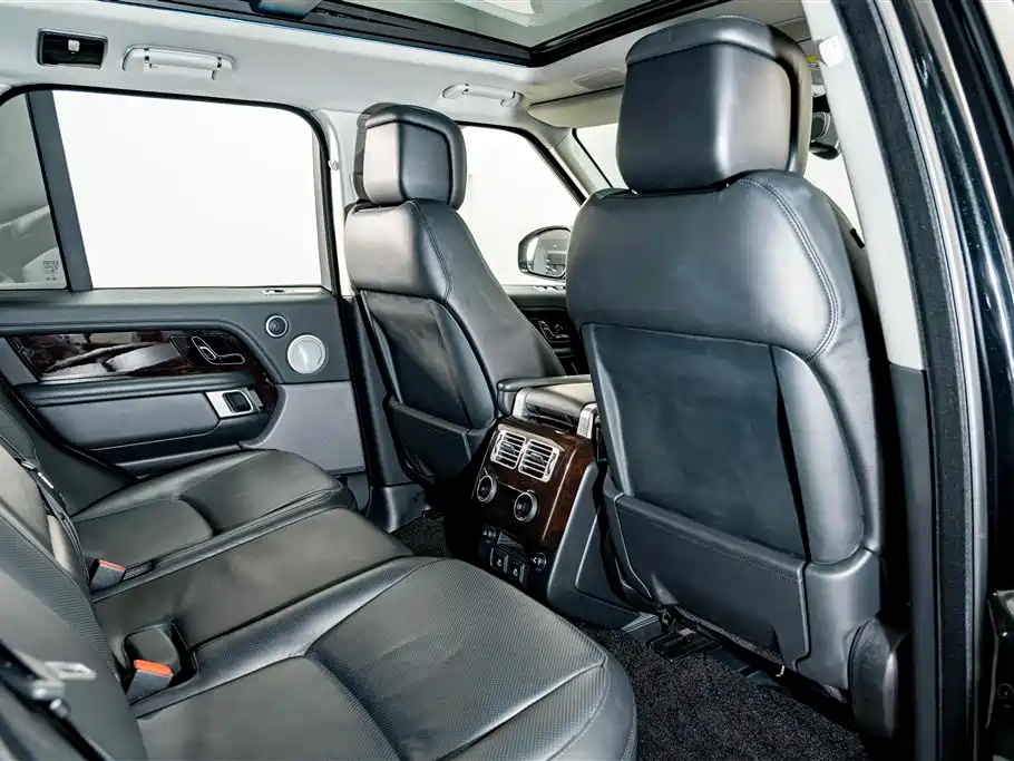 Фото 23 - Land Rover Range Rover