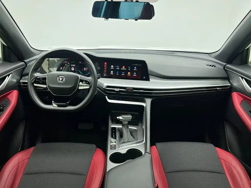 Changan CS35 PLUS 2023 2023 Enjoyment Edition 1.4T DCT Luxury