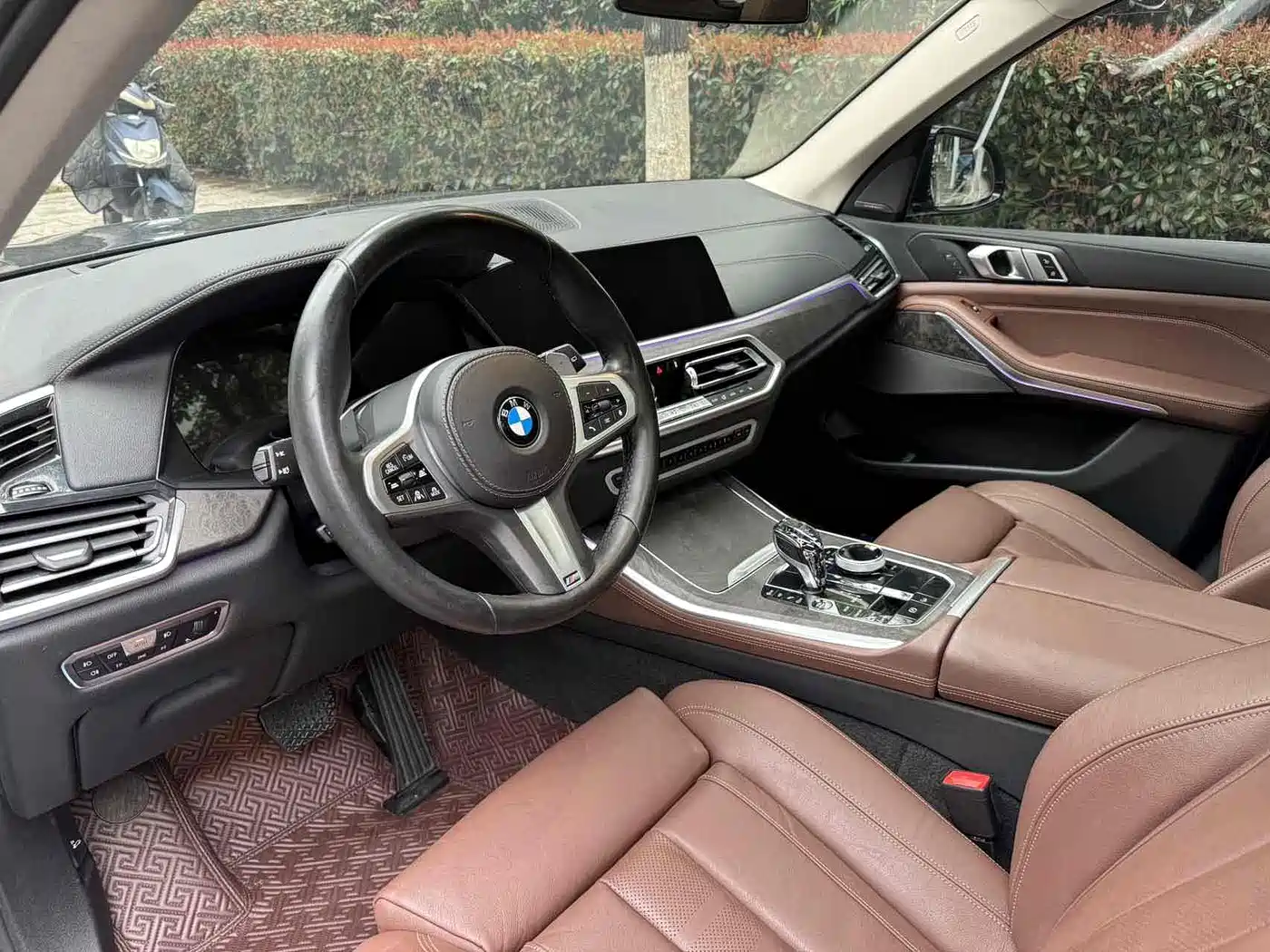 BMW X5 (Import) 2019 xDrive40i Exclusive M Sport Package фото 5