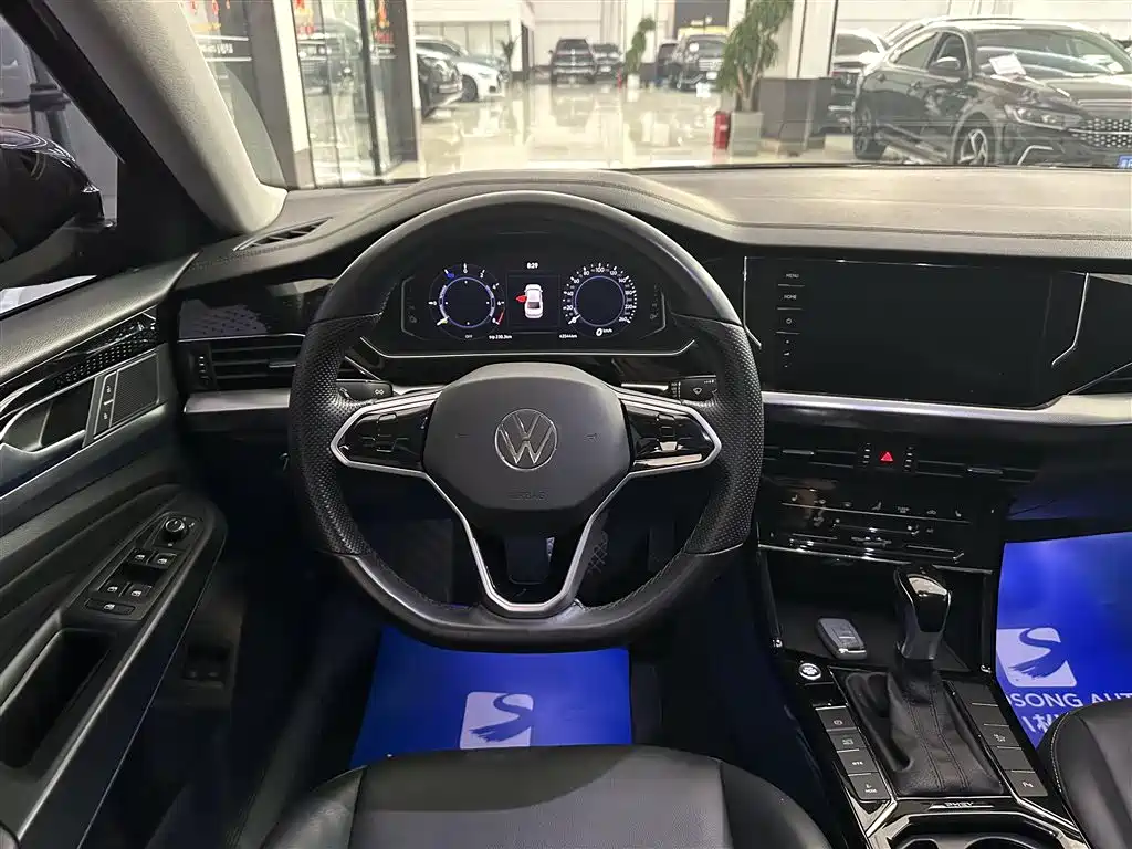 VOLKSWAGEN PASSAT NEW ENERGY