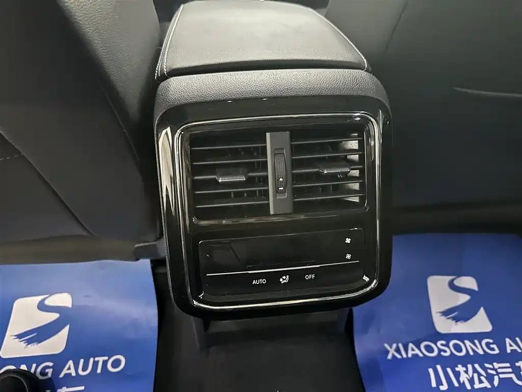 VOLKSWAGEN PASSAT NEW ENERGY