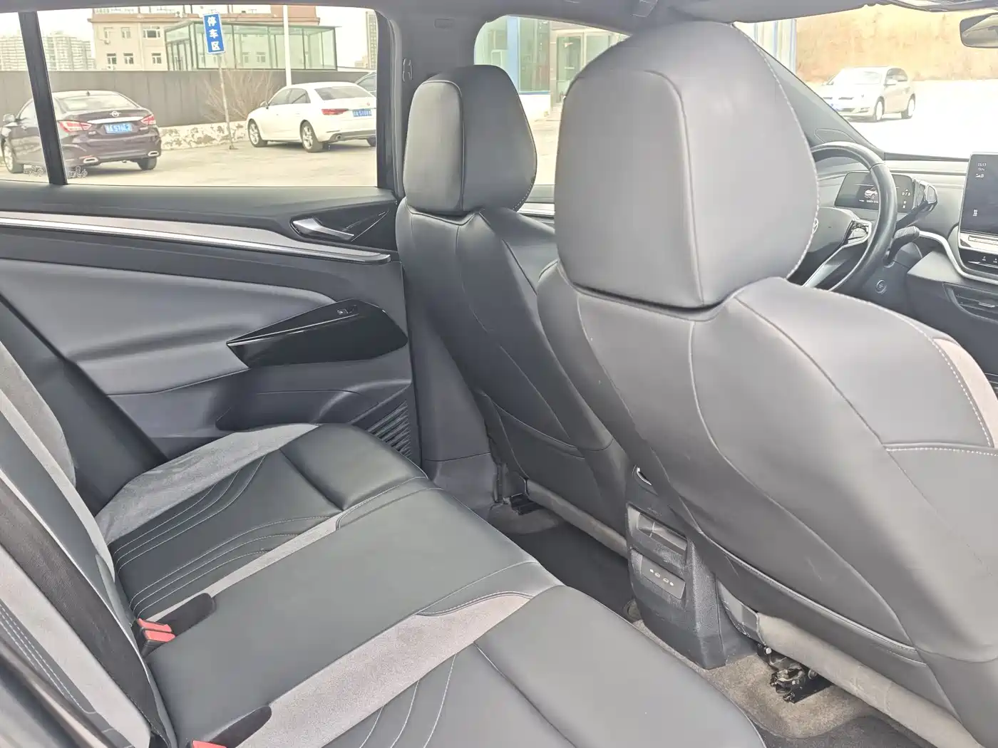 VOLKSWAGEN ID.4 CROZZ