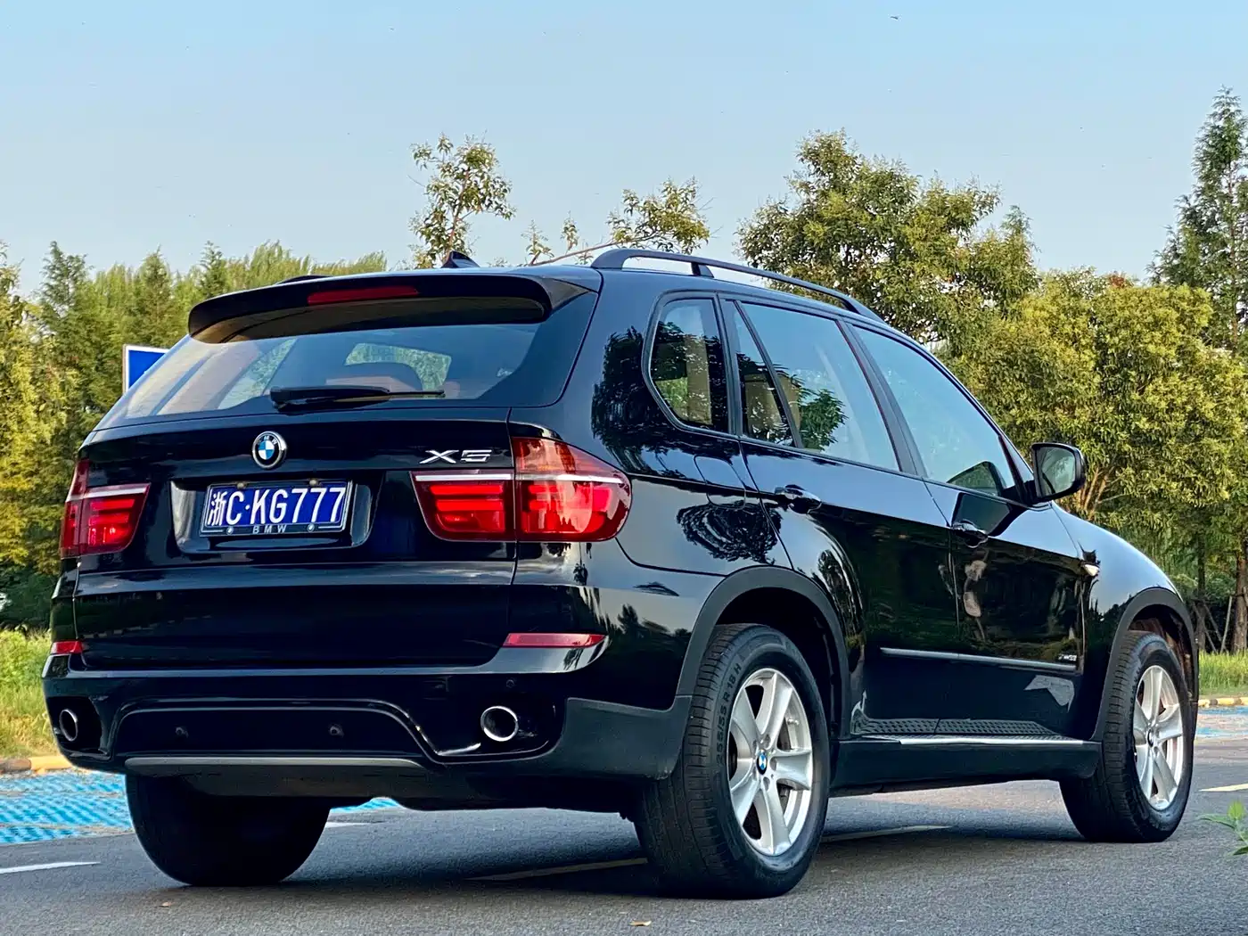 BMW X5 (Import) 2011 xDrive35i Luxury Edition фото 19