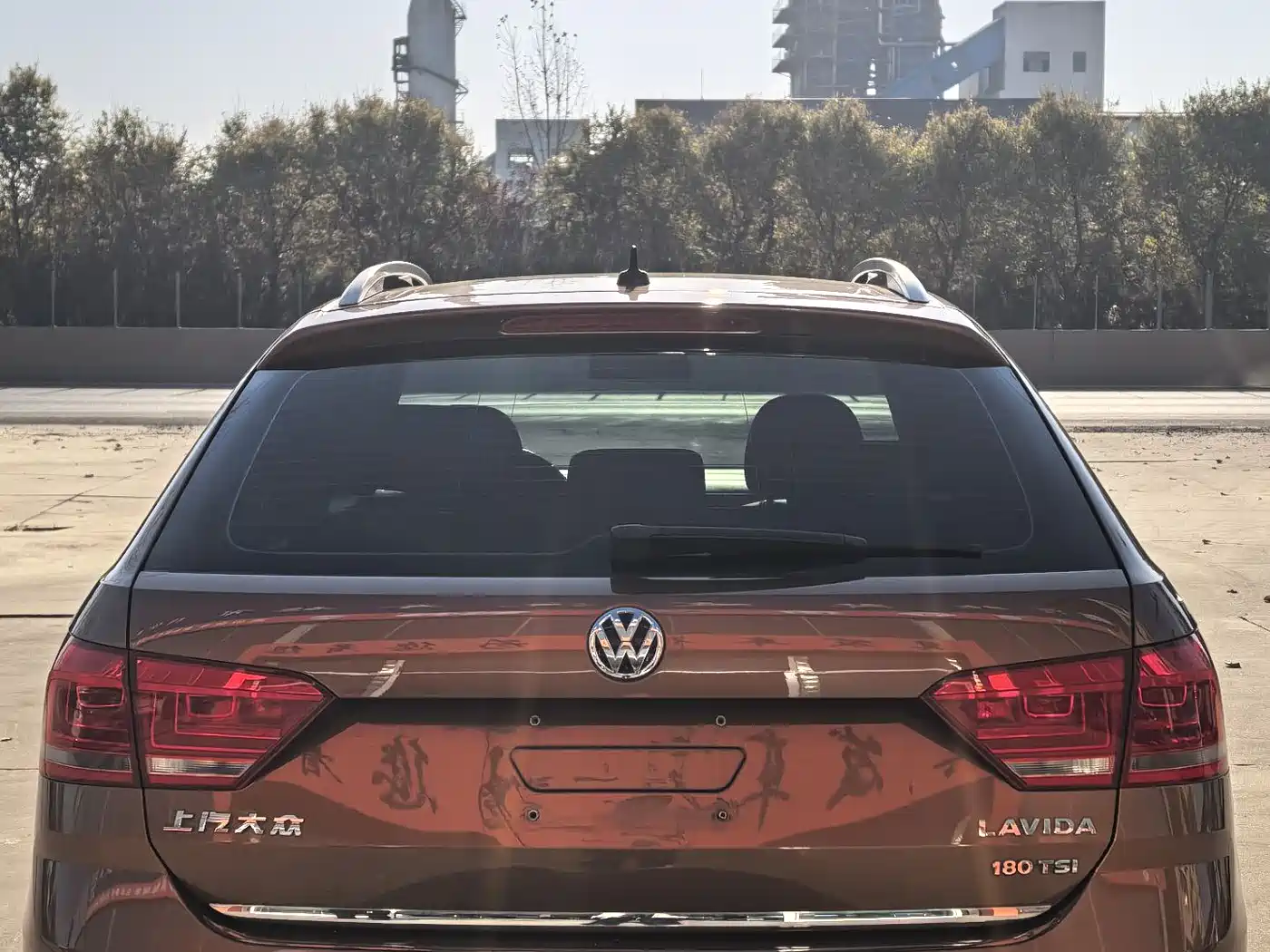 Volkswagen Lavida Tour 2017 180TSI DSG Comfort Edition фото 6