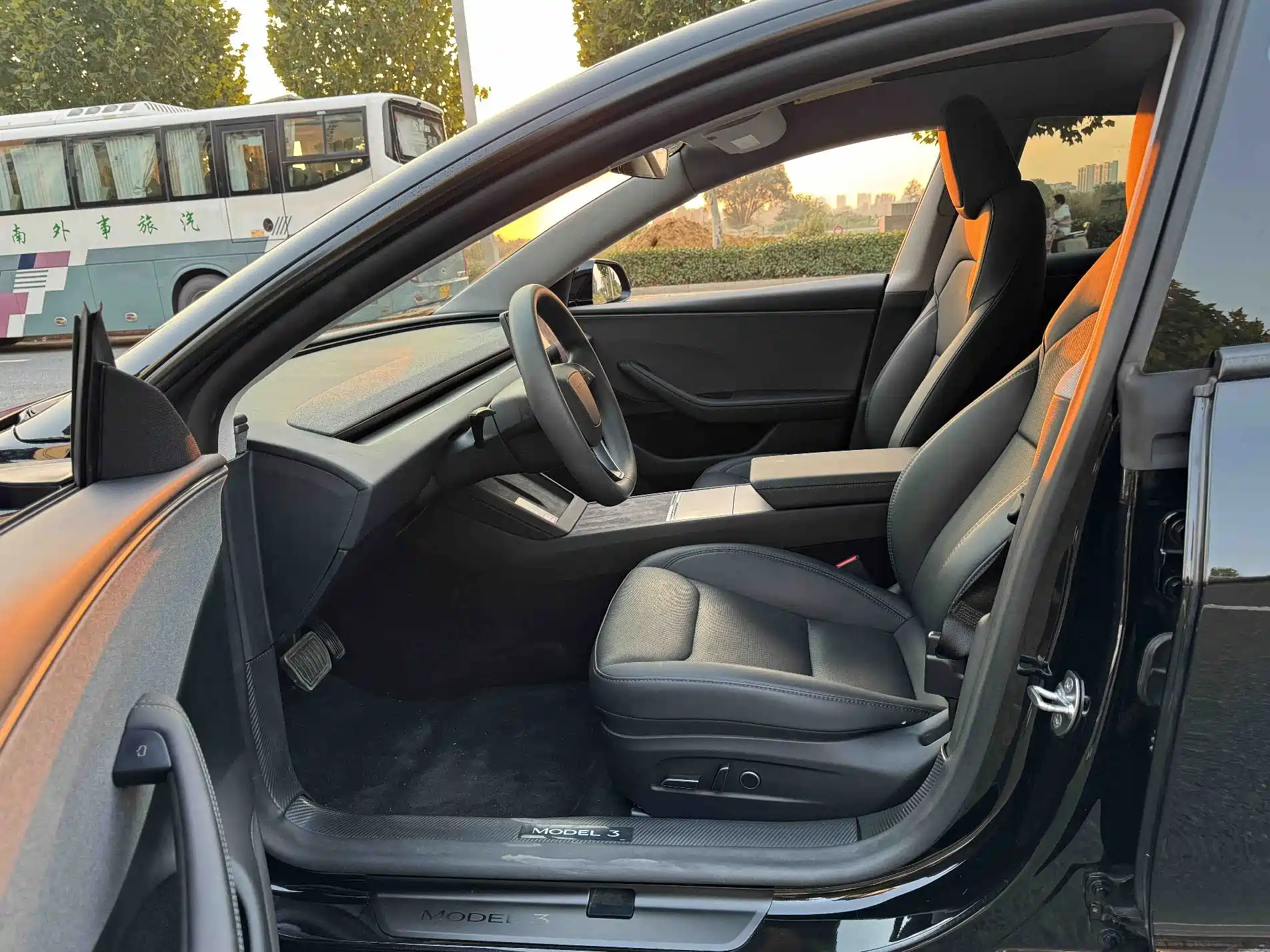 Photo 4 - Tesla Model 3