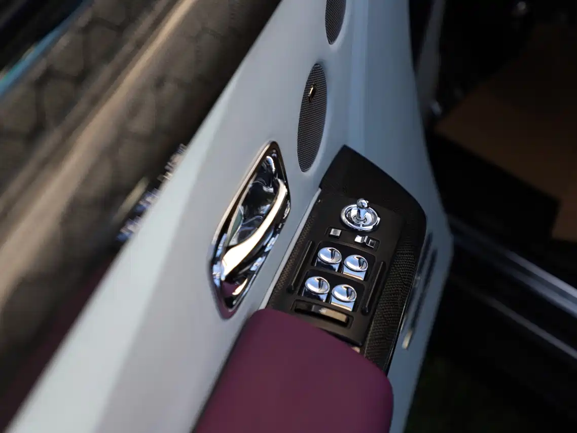 Rolls-Royce Phantom 2007 2004 Model 6.7L Standard Version