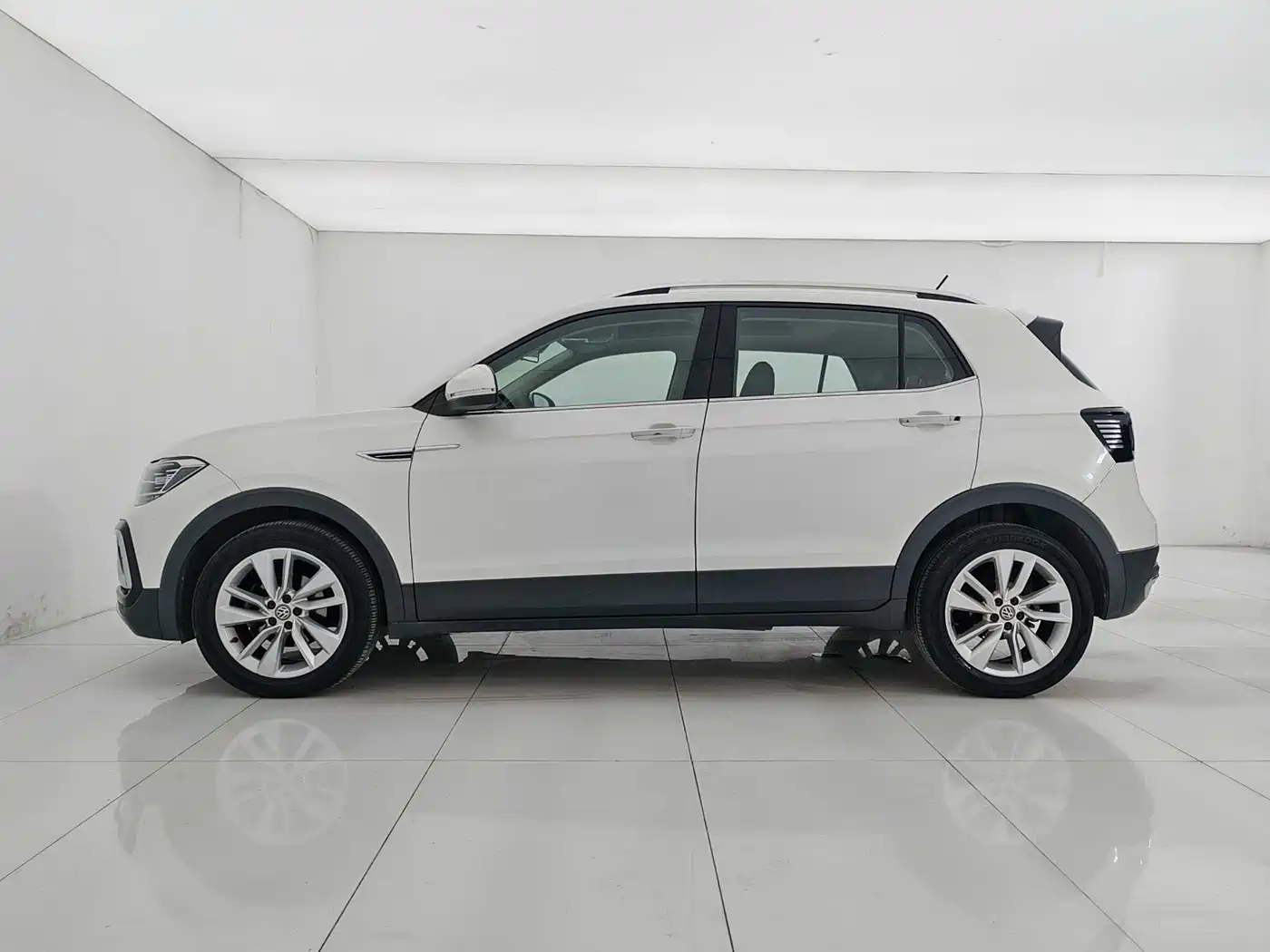 Volkswagen T-Cross 2019 280TSI DSG Comfort Edition фото 7