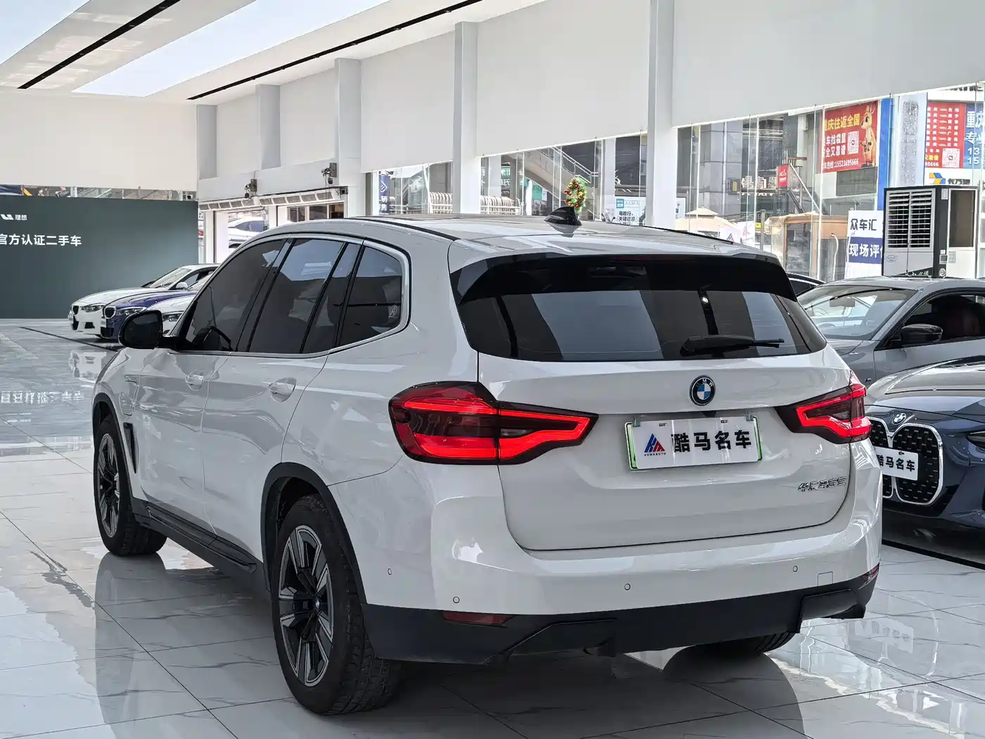 BMW IX3