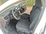 Фото 8 - Ford Focus