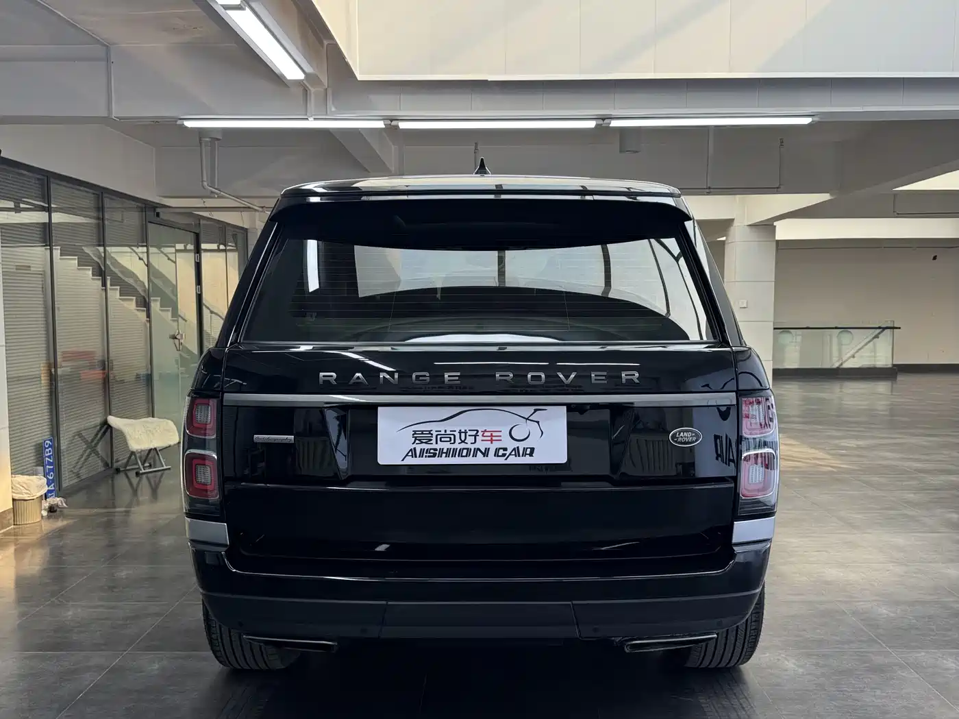 Land Rover Range Rover 2018 3.0 SC V6 Vogue Heritage Edition фото 6