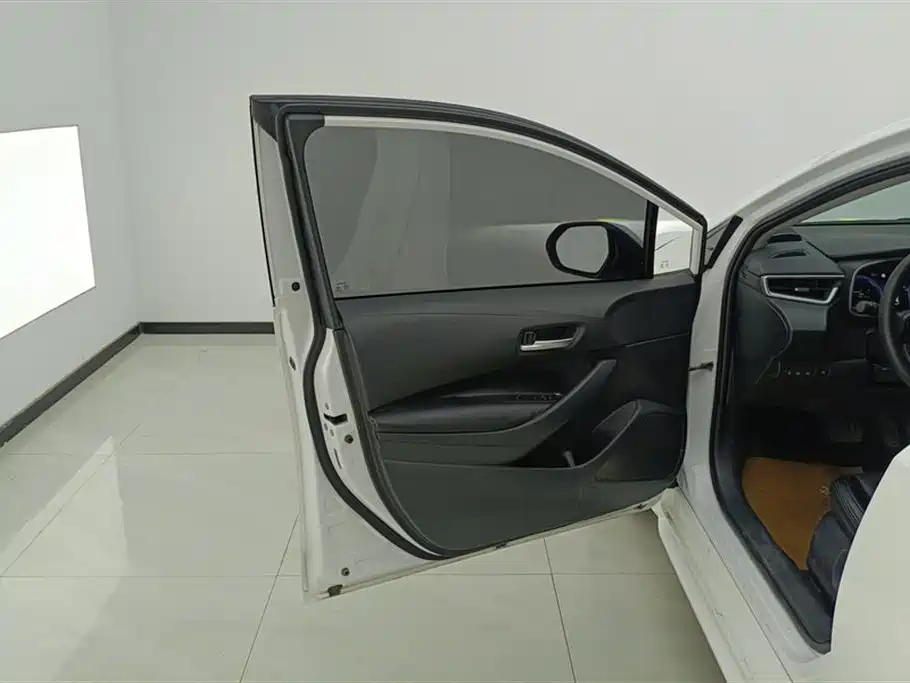 Toyota Levin 2024 2023 Smart Hybrid 1.8L Luxury