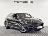 Photo 3 - Porsche Cayenne