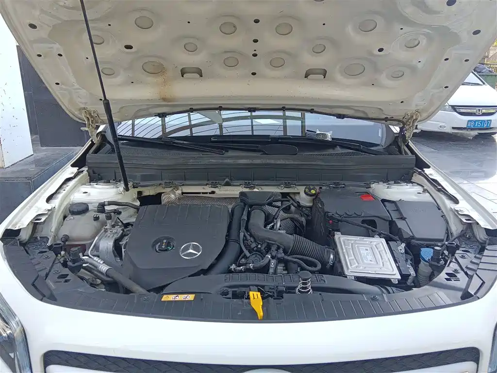 Mercedes-Benz GLB 2022 Model GLB 200 Dynamic Edition фото 17