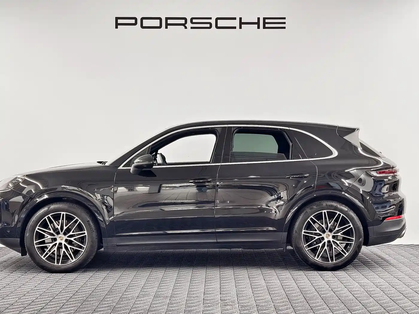 2025 Porsche Cayenne