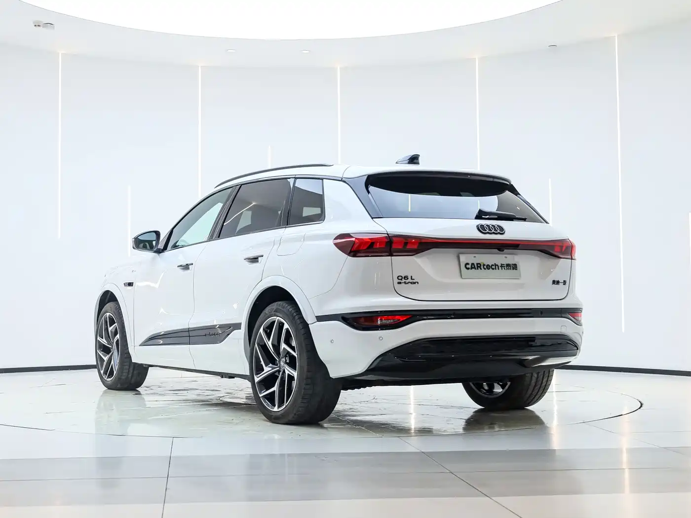 Audi Q6L e-tron 2025 Model Pioneer Edition фото 3