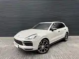 Photo 1 - Porsche Cayenne