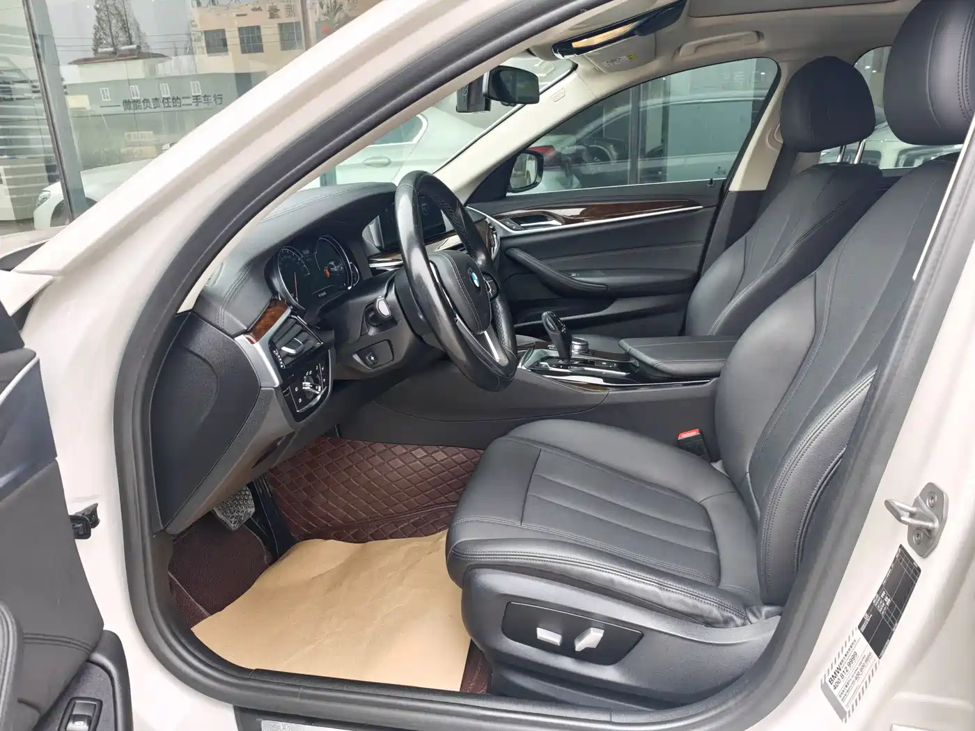 BMW 5 Series 2018 525Li Luxury Package фото 7