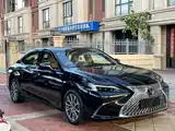 Фото 3 - Lexus ES