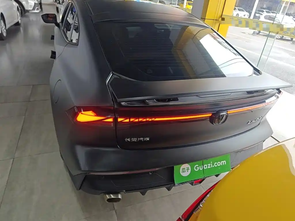 CHANGAN UNI-V
