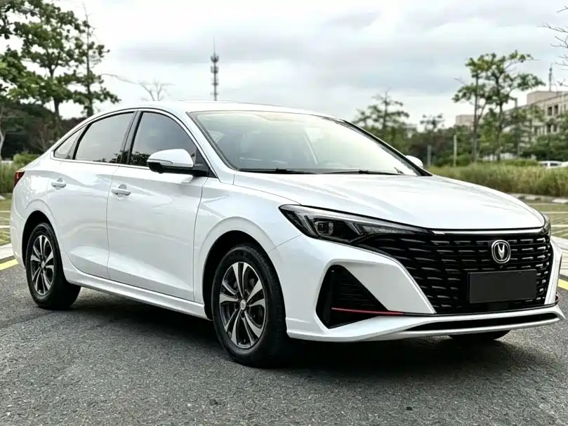 Photo 3 - Changan Eado