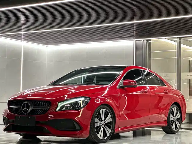 MERCEDES-BENZ CLA
