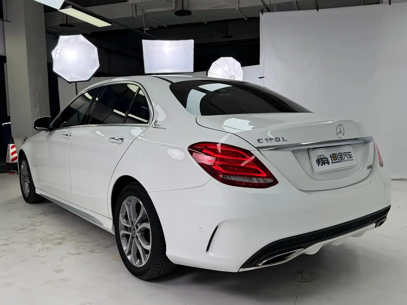 Mercedes-Benz C-Class 2017 Facelift C 180 L Fashion Sport Edition фото 29