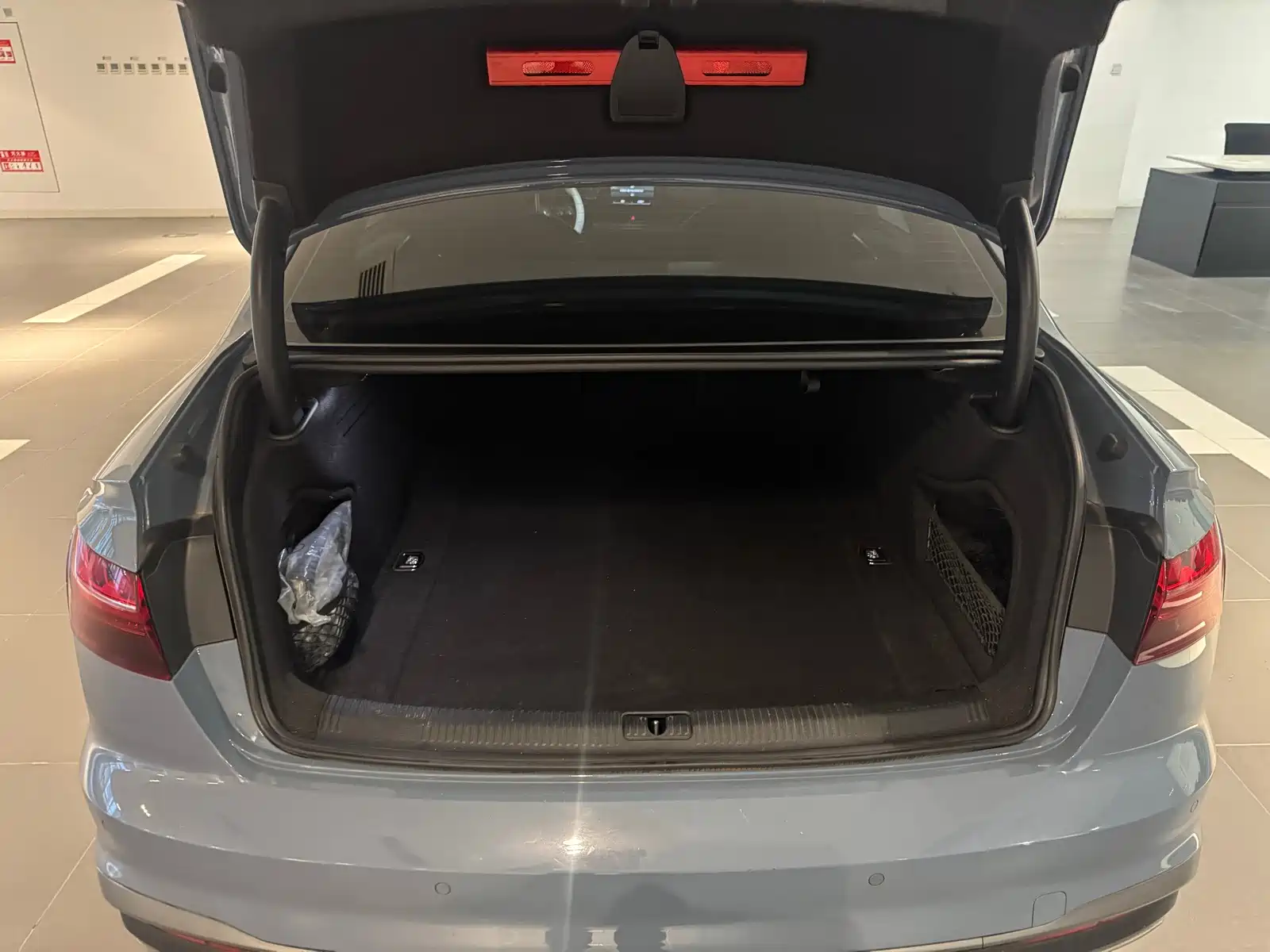 Фото 7 - Audi A4L
