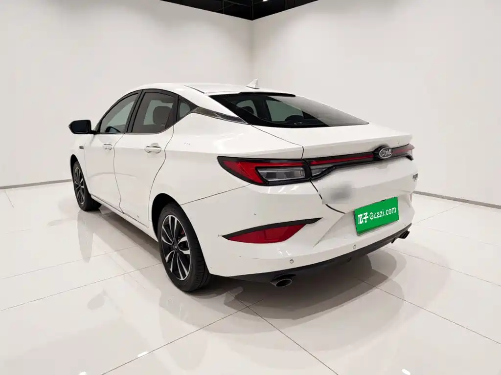 JAC Motors JAC J7 2019 2020 1.5T CVT Surpass Type
