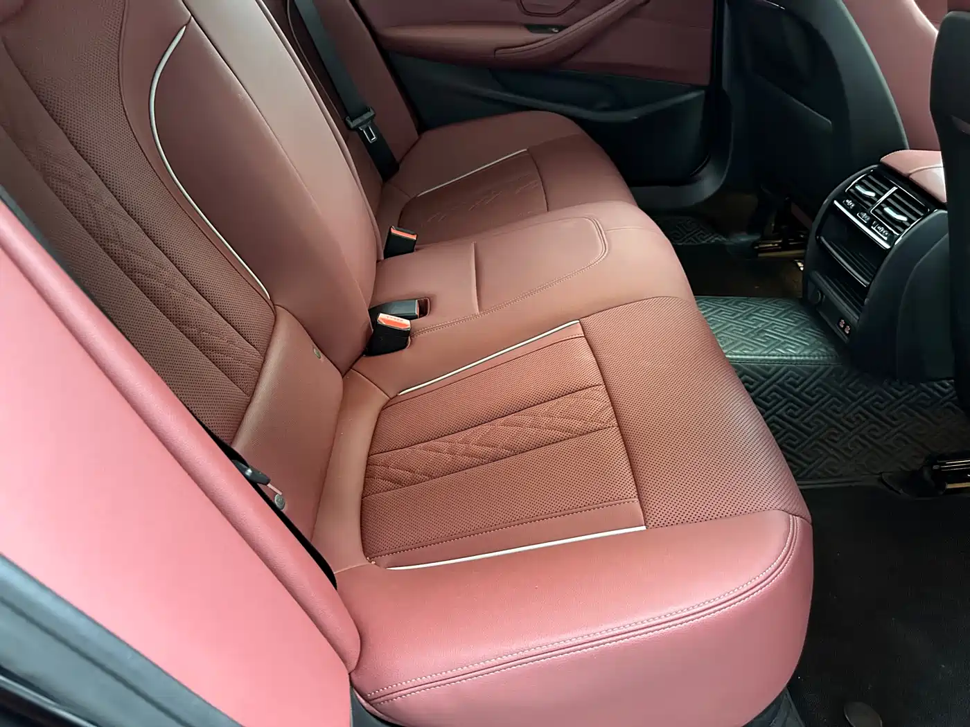 BMW 5 Series 2022 525Li M Sport Package фото 18