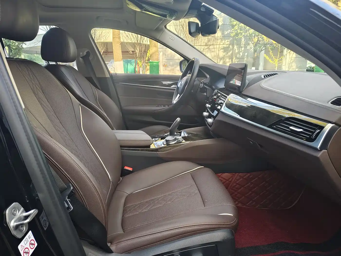BMW 5 Series 2021 525Li Luxury Package фото 5