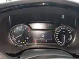 Photo 12 - Cadillac XT5