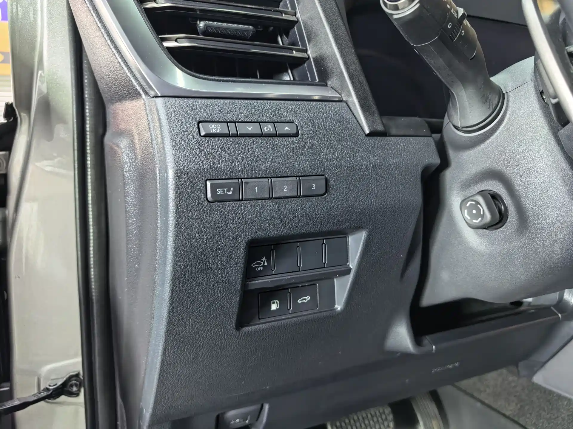Фото 9 - Lexus GX