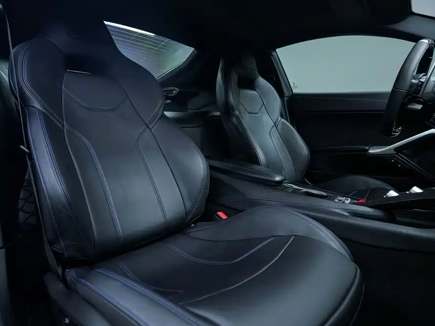 Ferrari F12berlinetta 2015 2013 6.3L Standard
