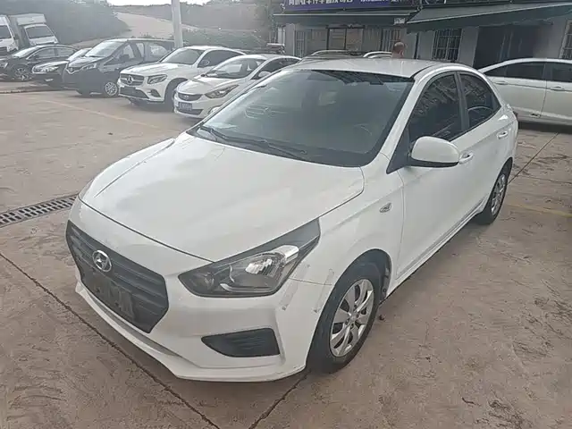 Hyundai Reina 1.4L, механическая коробка, GL обновлённая